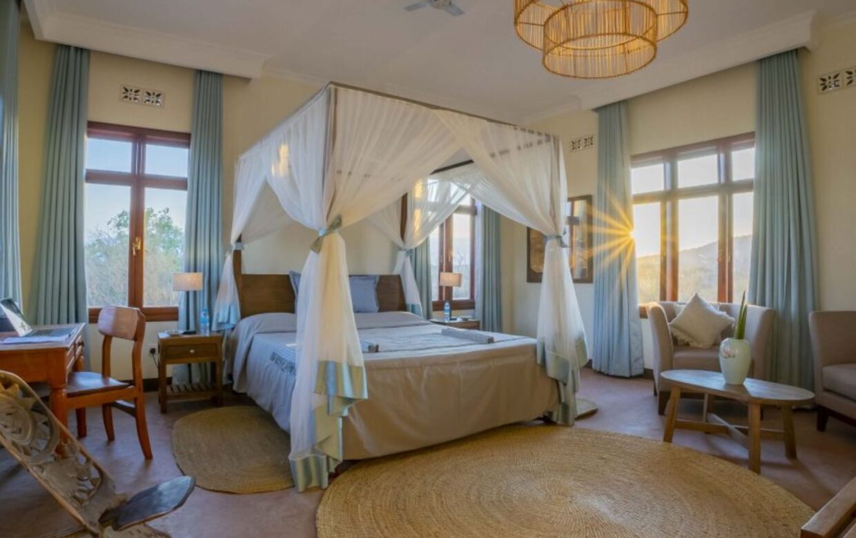 Lake Eyasi Safari Lodge