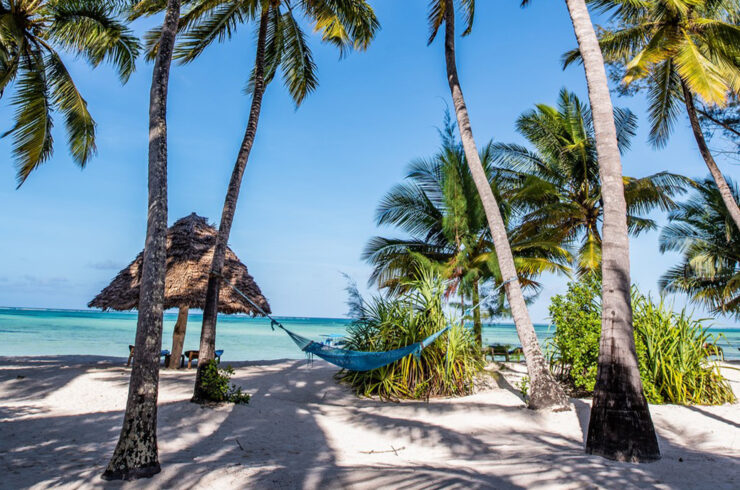 1920x1280-pongwe-beach-hotel