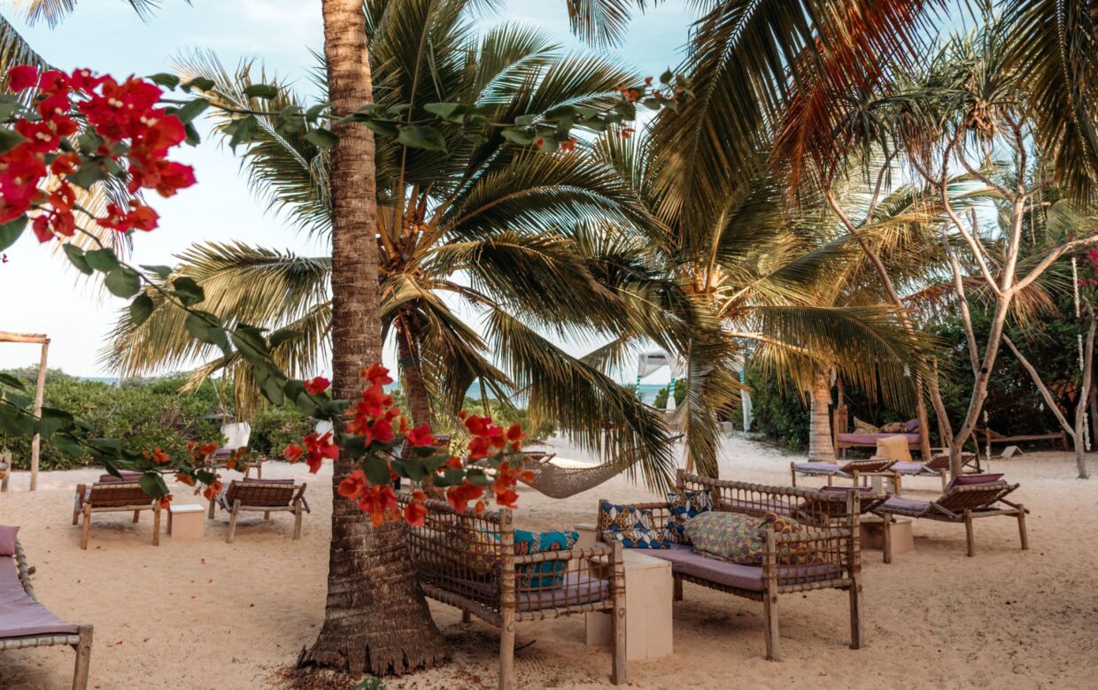 Sharazad boutique hotel Zanzibar terras strand