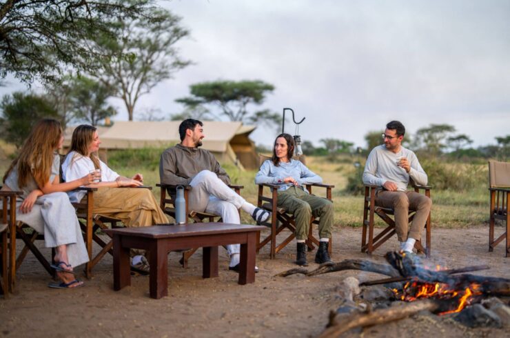 Pembezoni Camp Serengeti kampvuur Tanzania