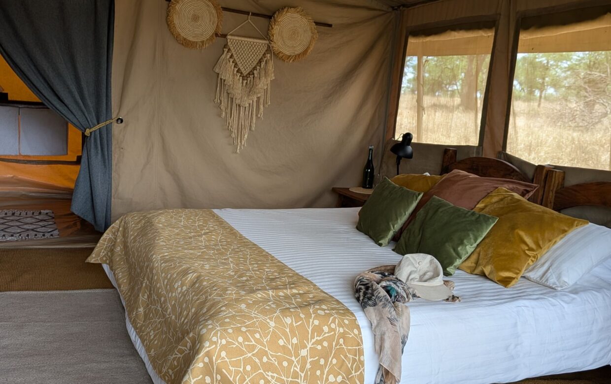 Pembezoni Camp Serengeti Tanzania