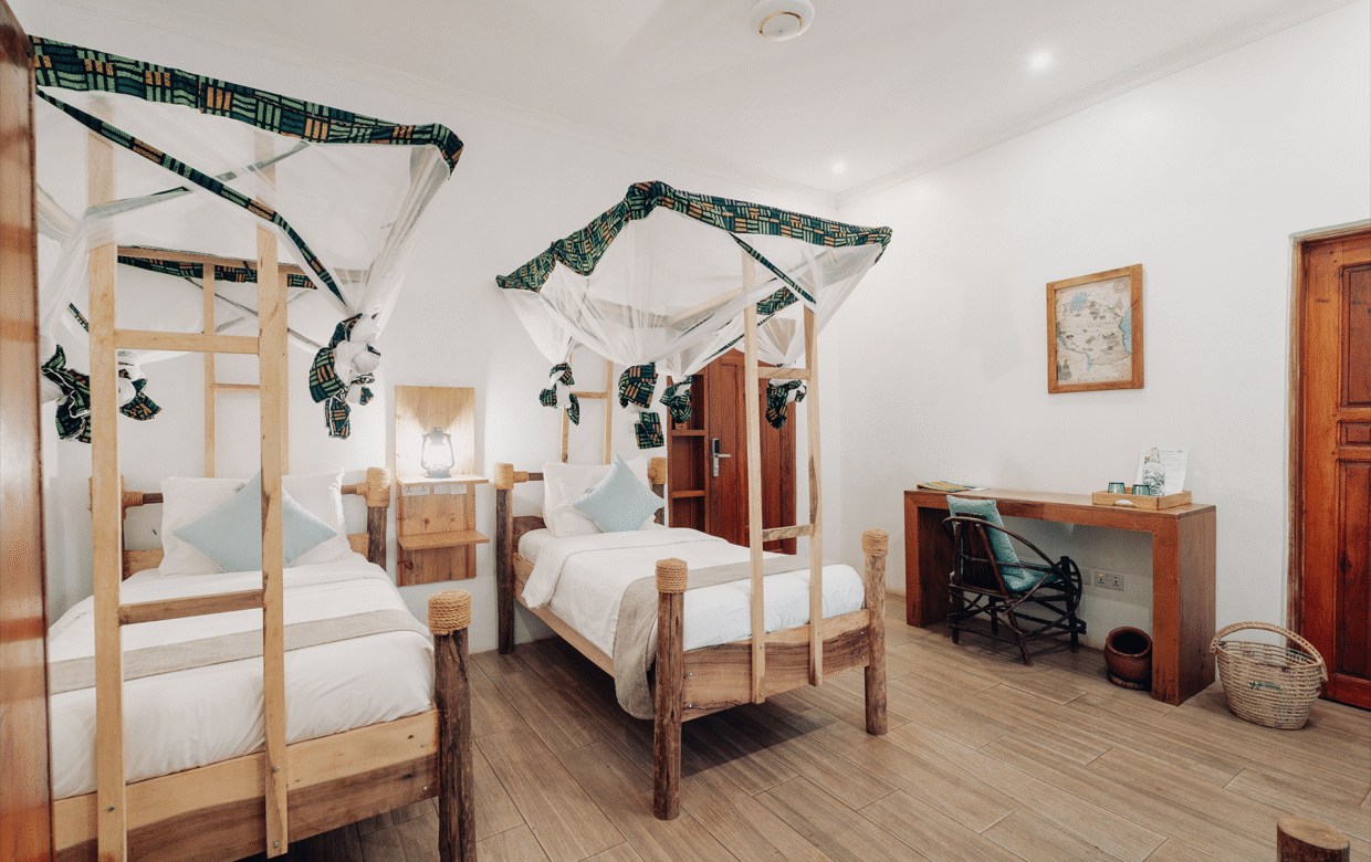 Chanya Lodge