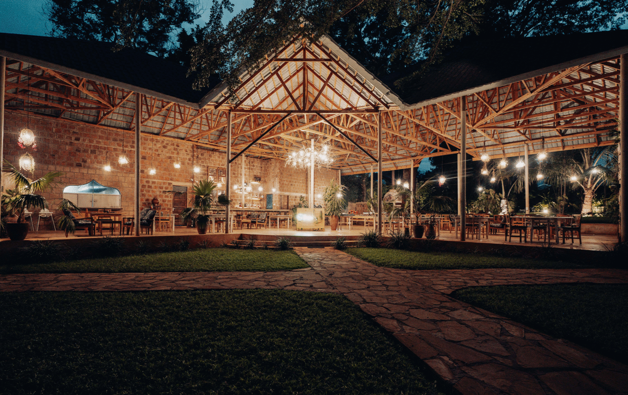 Chanya Lodge
