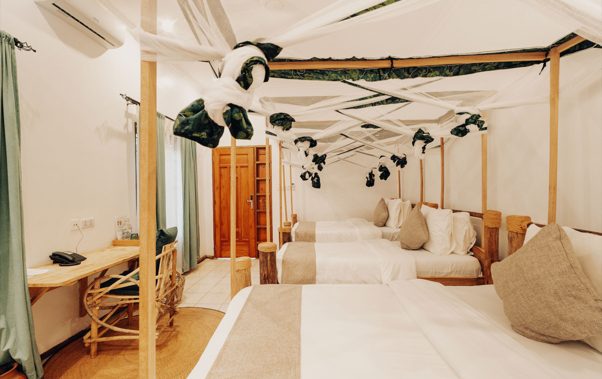 Chanya Lodge
