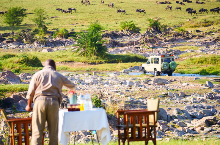 Green Camp Serengeti North met Explore Tanzania