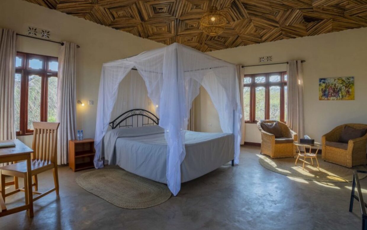 Lake Eyasi Safari Lodge