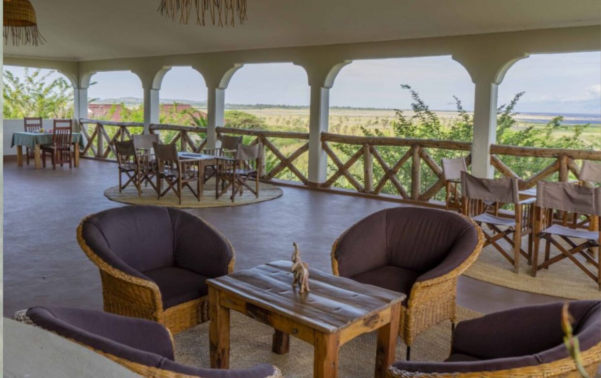Lake Eyasi Safari Lodge