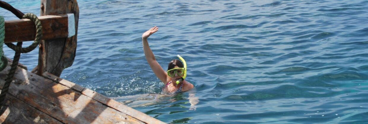 Marjolijn snorkelen op Zanzibar - Wie is de Mol 2026 locatie
